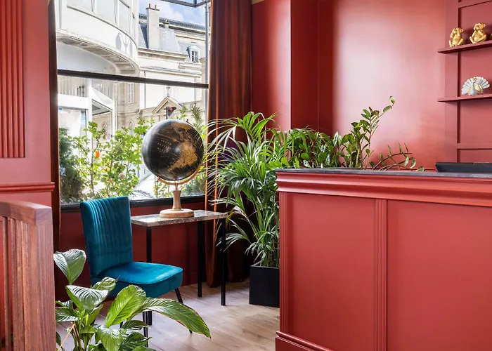 Hotel Le Rocroy Parigi
